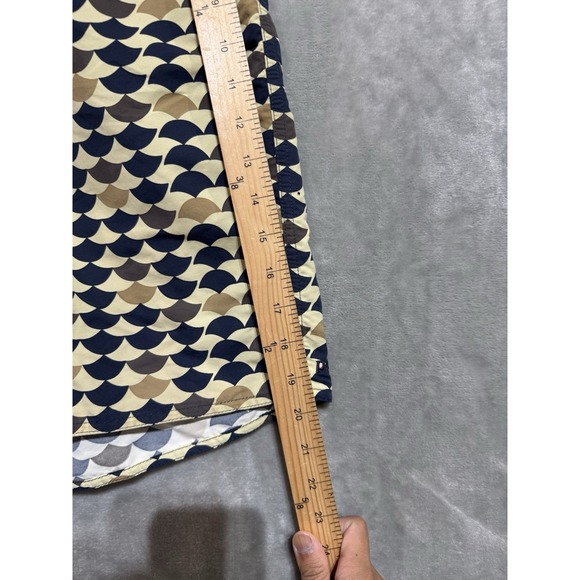 Patagonia Swim Trunks Men's 34 Scallop Seigaiha Multicolor Geometric Board Short - Picture 7 of 10